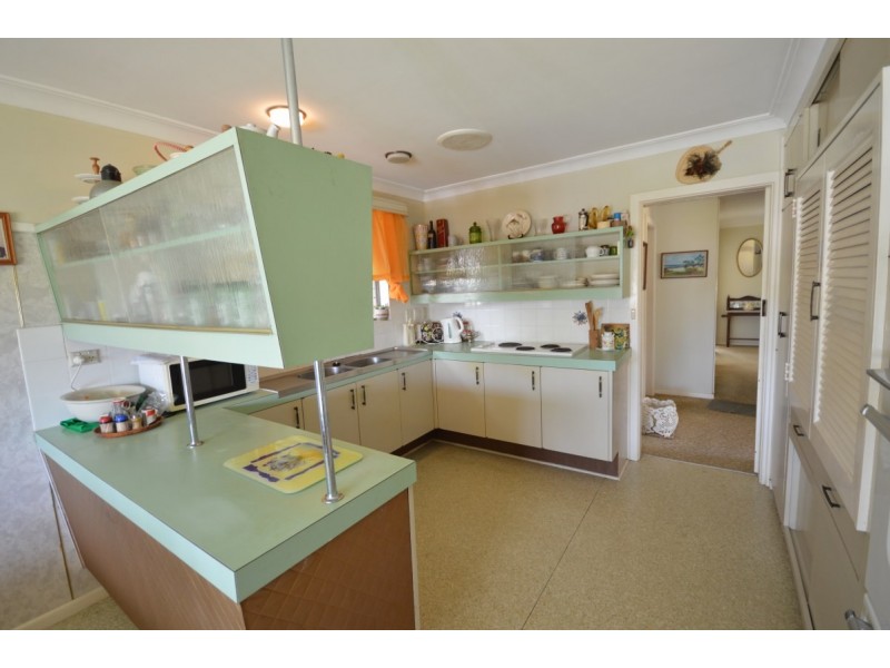 4 Murray Drive, Coffs Harbour NSW 2450