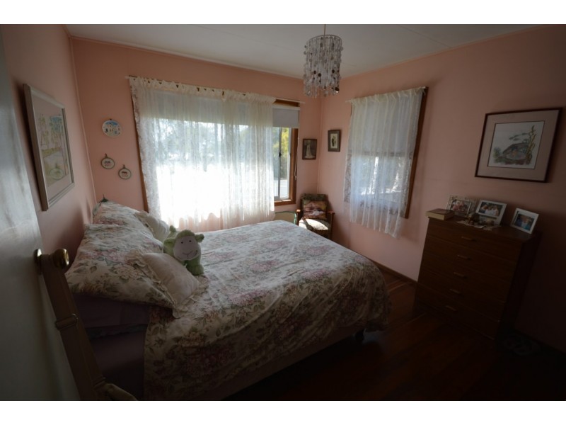 12 Beach Road, Arrawarra Headland NSW 2456