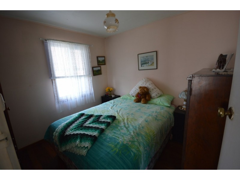 12 Beach Road, Arrawarra Headland NSW 2456