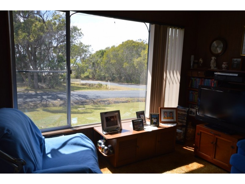 12 Beach Road, Arrawarra Headland NSW 2456