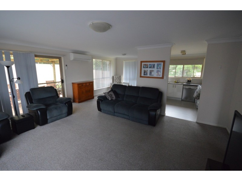 2/27 Burridge Avenue, Coffs Harbour NSW 2450