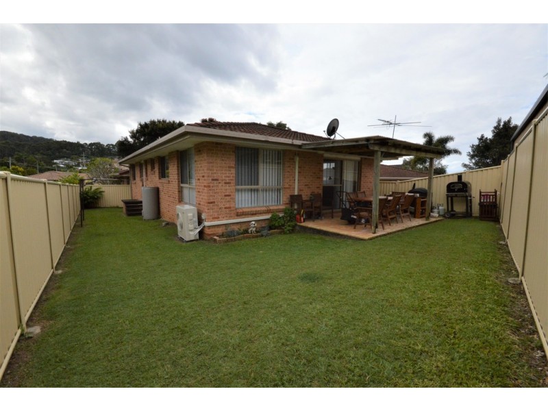 2/27 Burridge Avenue, Coffs Harbour NSW 2450