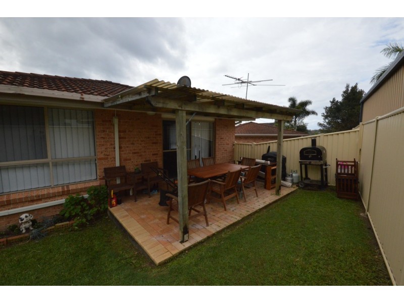 2/27 Burridge Avenue, Coffs Harbour NSW 2450