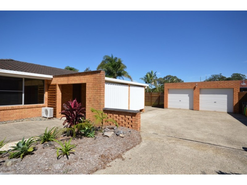 16 Taloumbi Road, Coffs Harbour NSW 2450