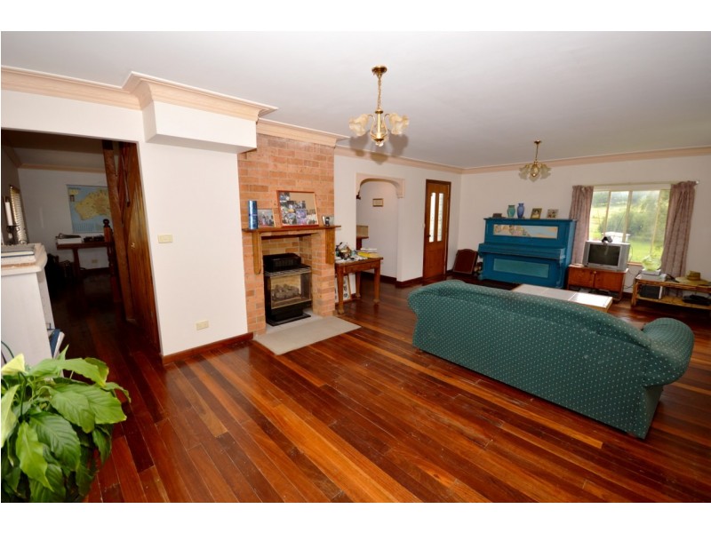 237 Camp Creek Road, Lowanna NSW 2450