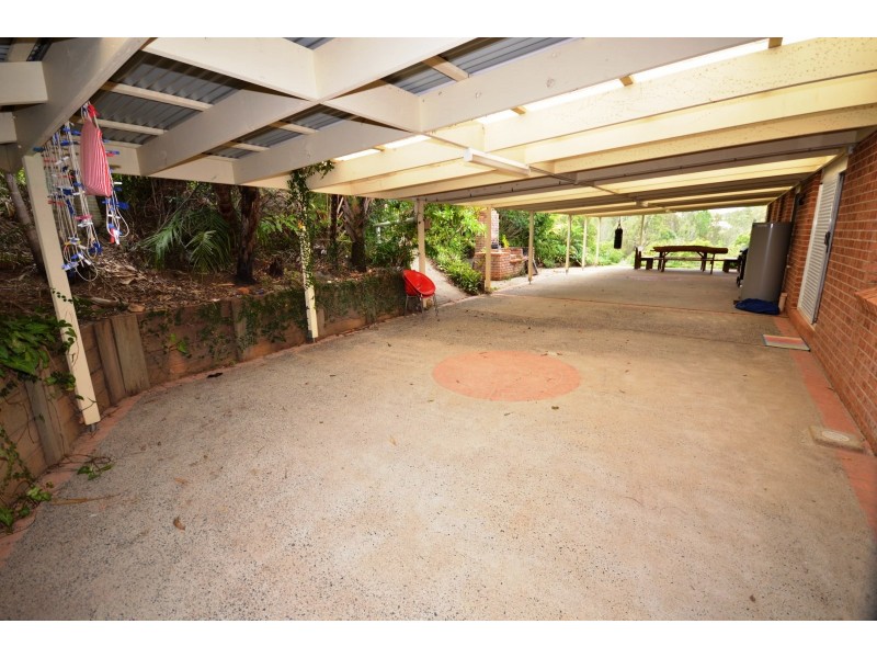 42 Poynten Drive, Emerald Beach NSW 2456
