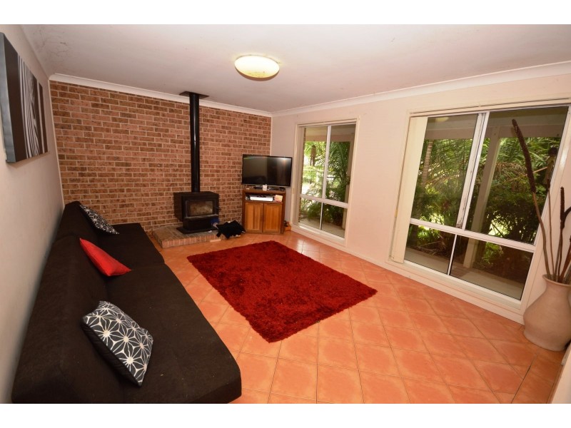 42 Poynten Drive, Emerald Beach NSW 2456