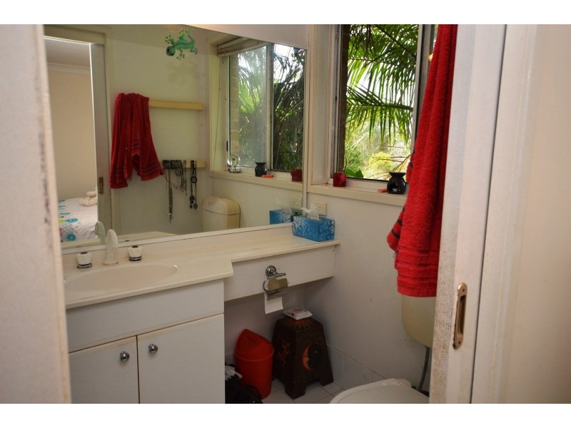 42 Poynten Drive, Emerald Beach NSW 2456