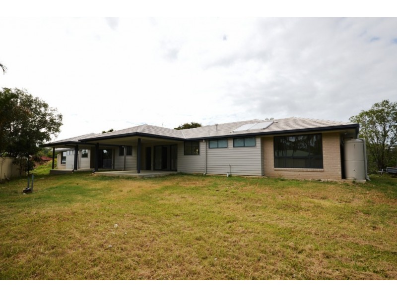 1/18 Sea Breeze Place, Boambee East NSW 2452