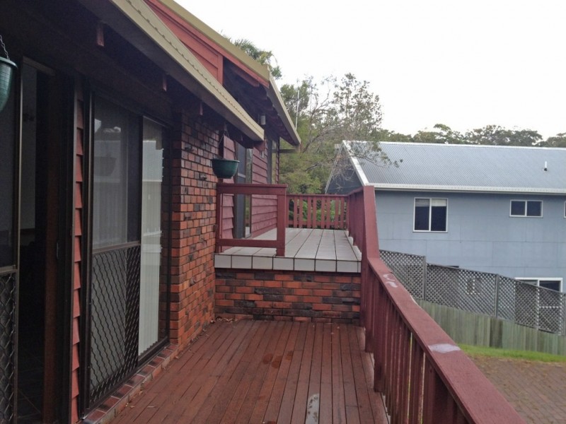 19 Schofield Drive, Safety Beach NSW 2456