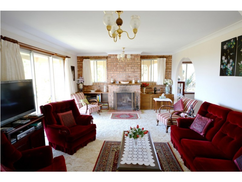 20a Skinner Close, Emerald Beach NSW 2456