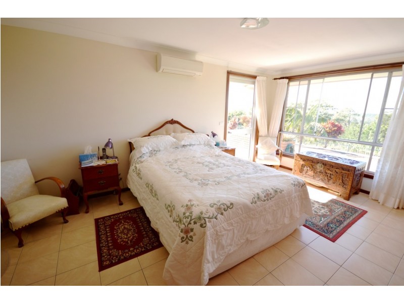 20a Skinner Close, Emerald Beach NSW 2456