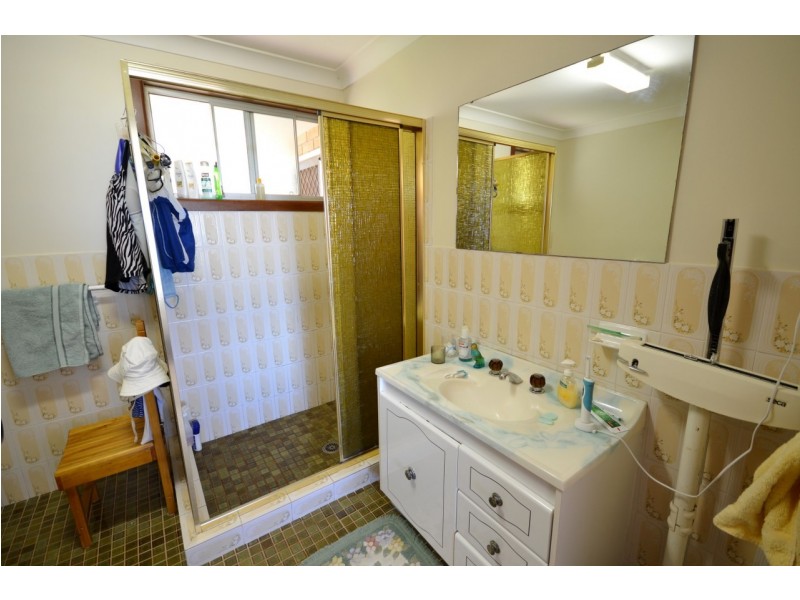 20a Skinner Close, Emerald Beach NSW 2456
