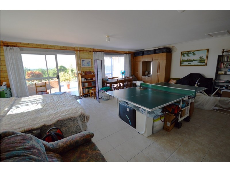 20a Skinner Close, Emerald Beach NSW 2456