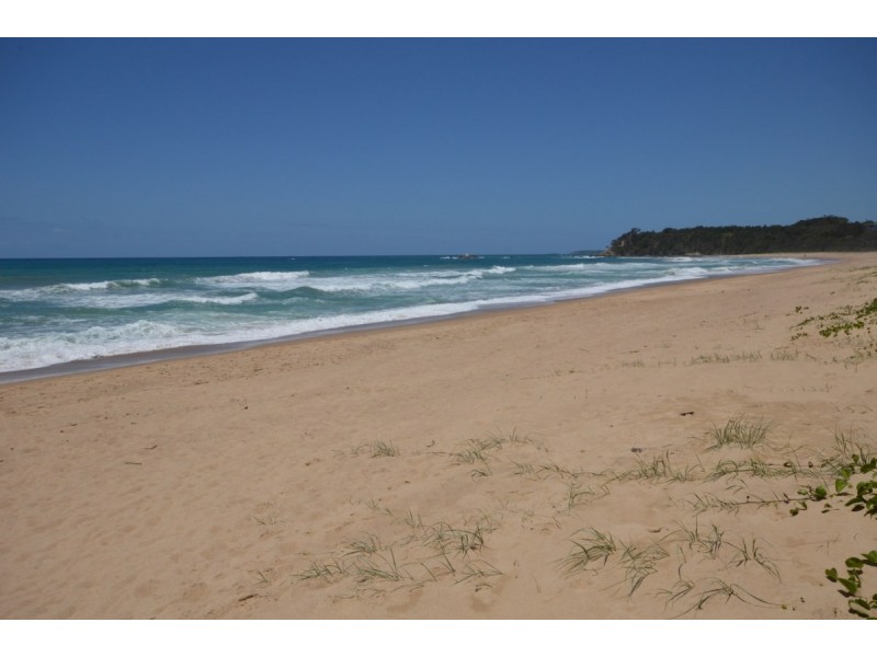 11A San Simeon Circuit, Sapphire Beach NSW 2450