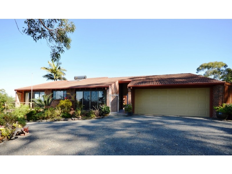 20b Skinner Close, Emerald Beach NSW 2456