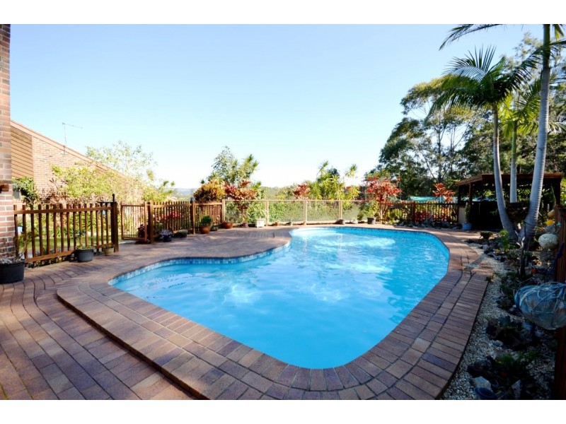 20b Skinner Close, Emerald Beach NSW 2456