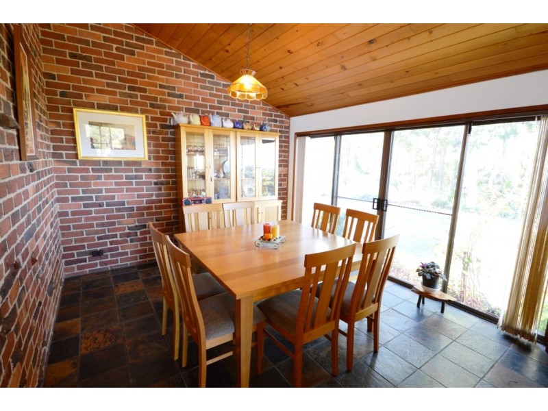 20b Skinner Close, Emerald Beach NSW 2456