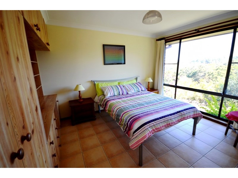 20b Skinner Close, Emerald Beach NSW 2456
