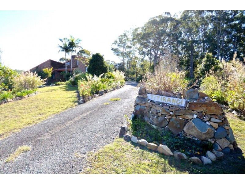 20b Skinner Close, Emerald Beach NSW 2456