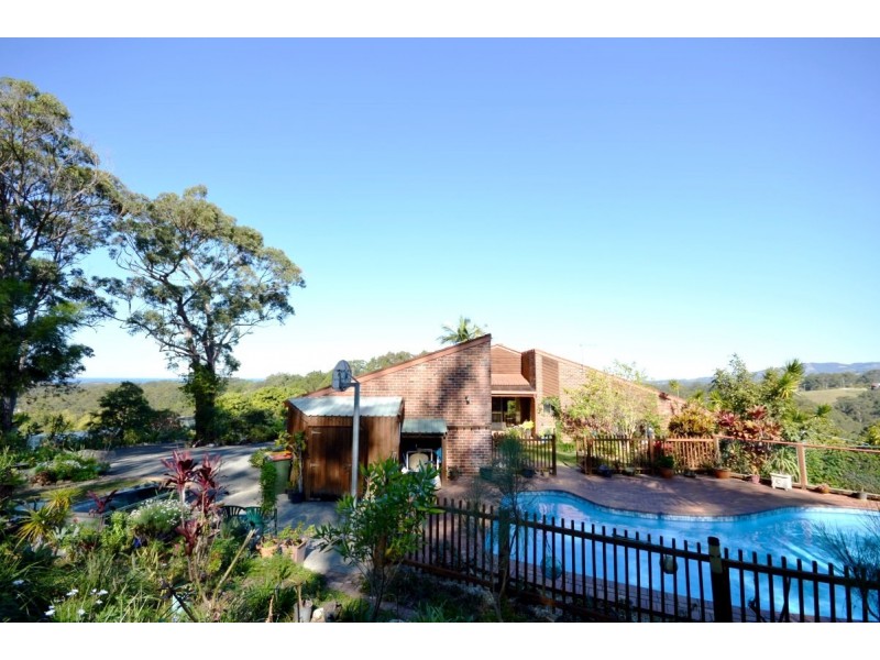 20b Skinner Close, Emerald Beach NSW 2456