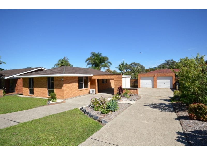 16 Taloumbi Road, Coffs Harbour NSW 2450