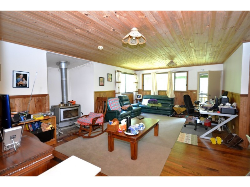 8 Blackbutt Ridge Road, Lowanna NSW 2450