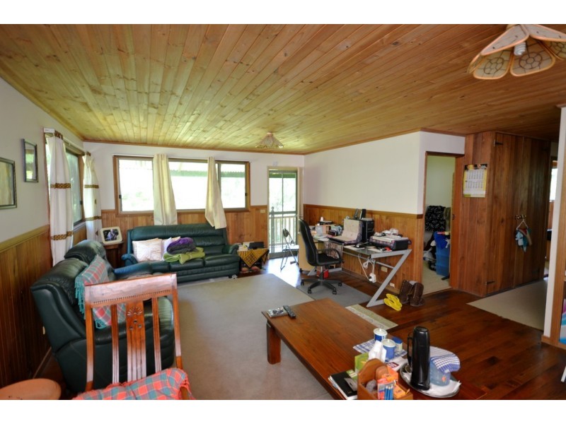 8 Blackbutt Ridge Road, Lowanna NSW 2450