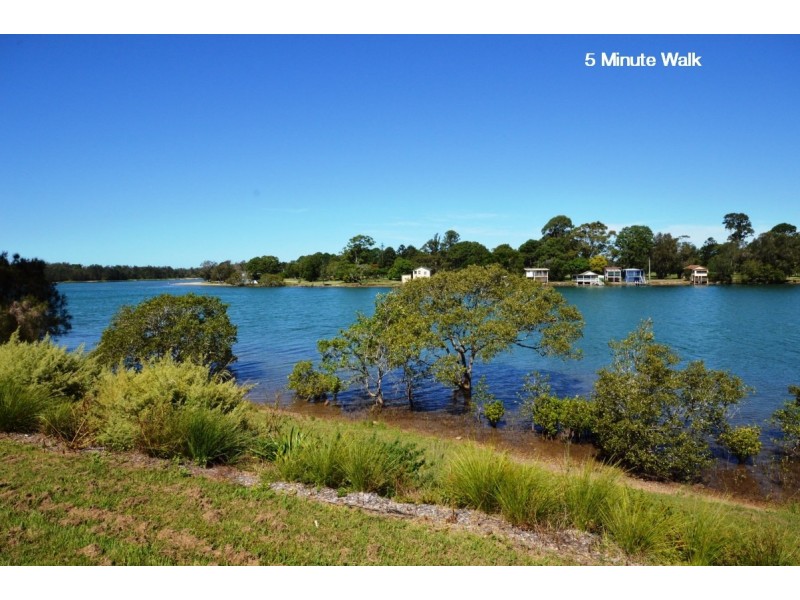 5 Jean Close, Urunga NSW 2455