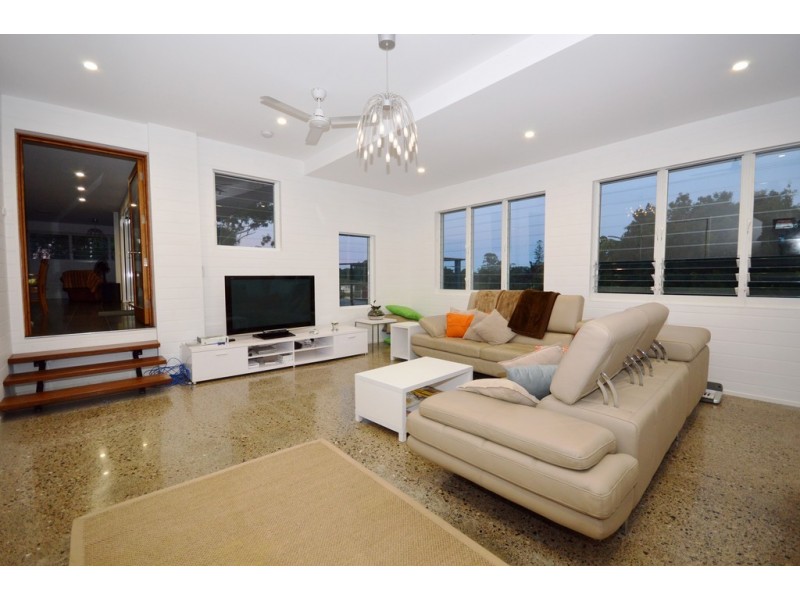 7 Vernon Place, Urunga NSW 2455