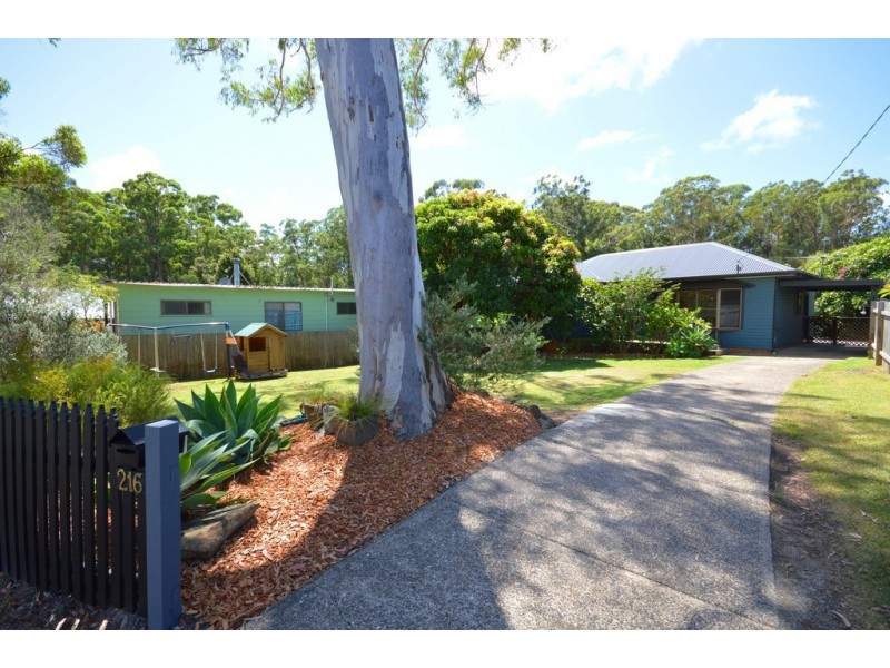 216 Sawtell Road, Toormina NSW 2452