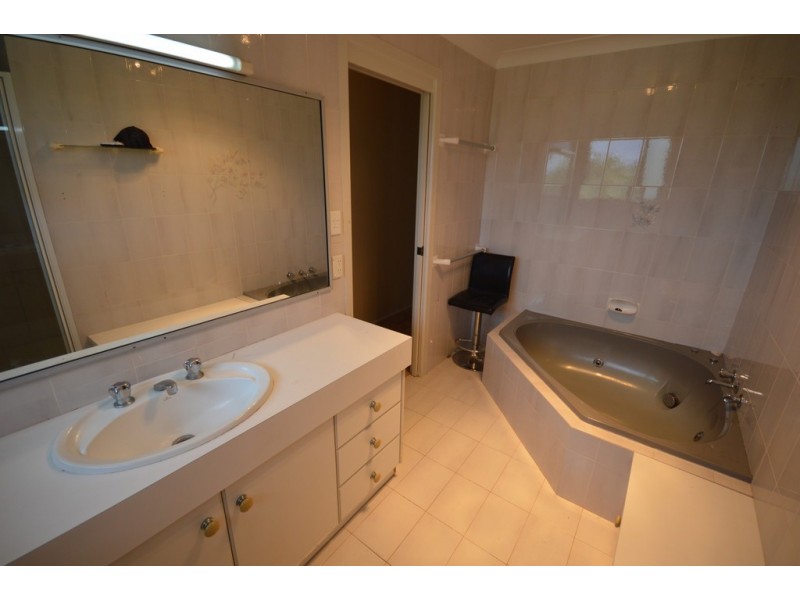 87 Bailey Avenue, Coffs Harbour NSW 2450