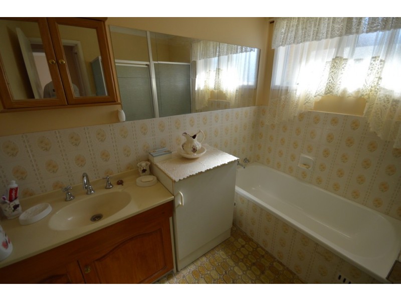 16 Kane Crescent, Coffs Harbour NSW 2450