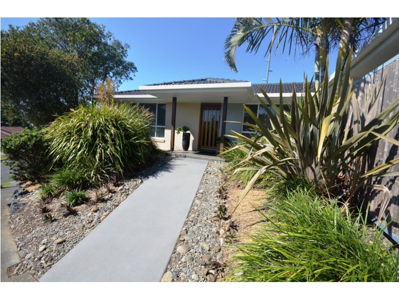 19 Burridge Avenue, Coffs Harbour NSW 2450