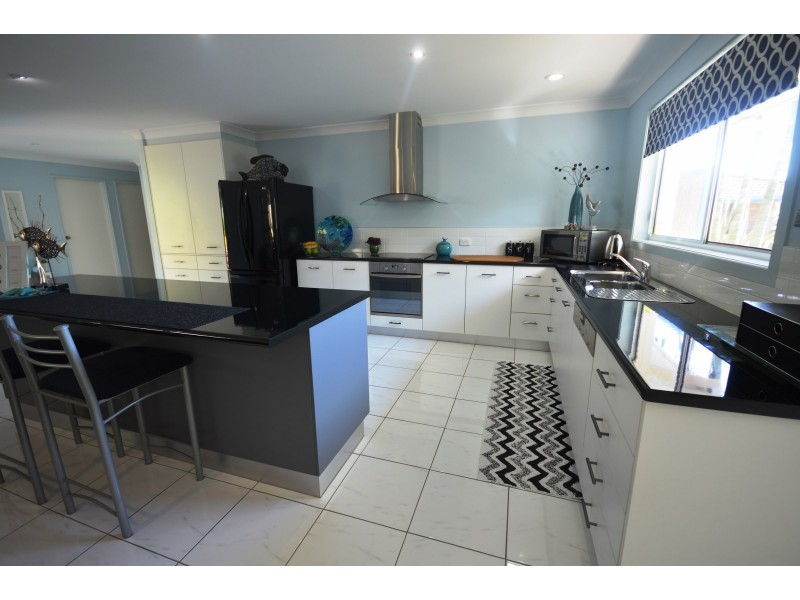 19 Burridge Avenue, Coffs Harbour NSW 2450