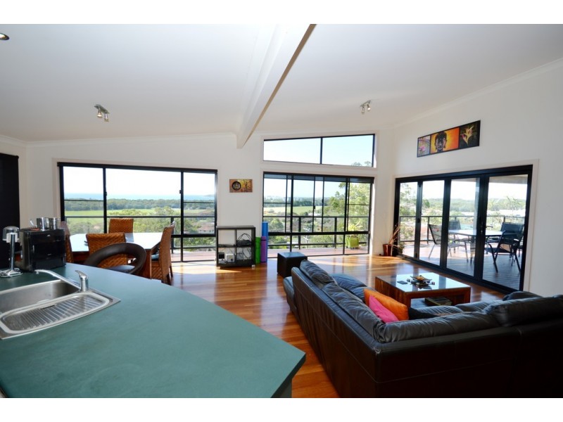 45 Manning Avenue, Coffs Harbour NSW 2450