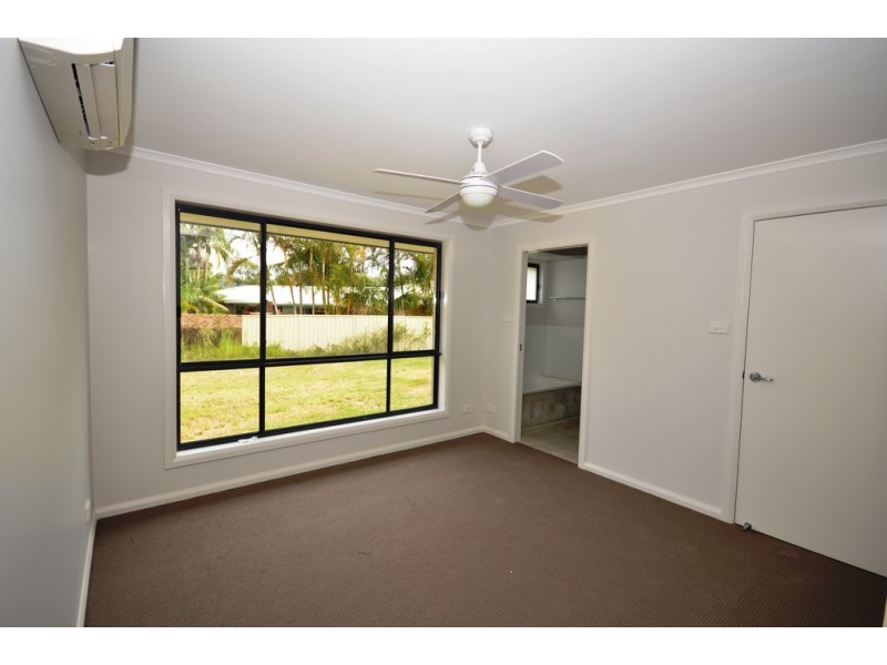 2/18 Sea Breeze Place, Boambee East NSW 2452