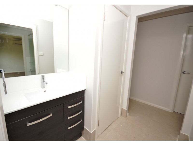 2/18 Sea Breeze Place, Boambee East NSW 2452