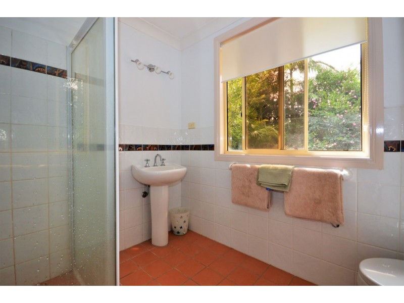 6 Searle Close, Boambee East NSW 2452