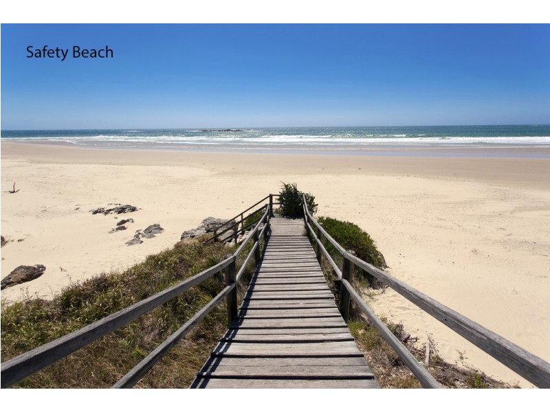 3 Rezeik Close, Safety Beach NSW 2456