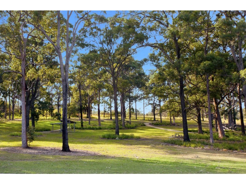 7 Seashore Place, Sandy Beach NSW 2456
