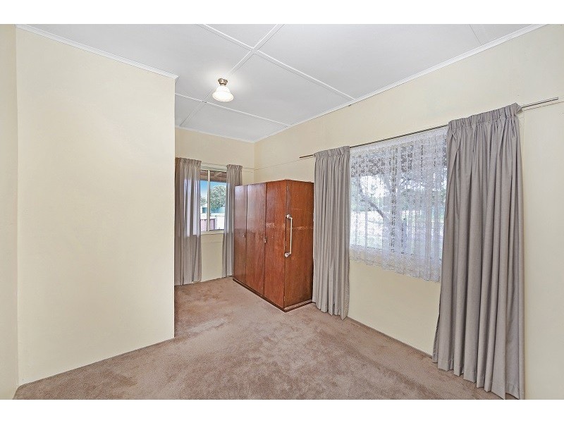 9 Murrawal Road, Wyongah NSW 2259