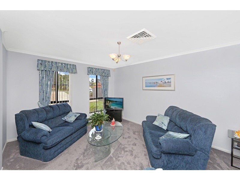 89 Mountain View Drive, Woongarrah NSW 2259