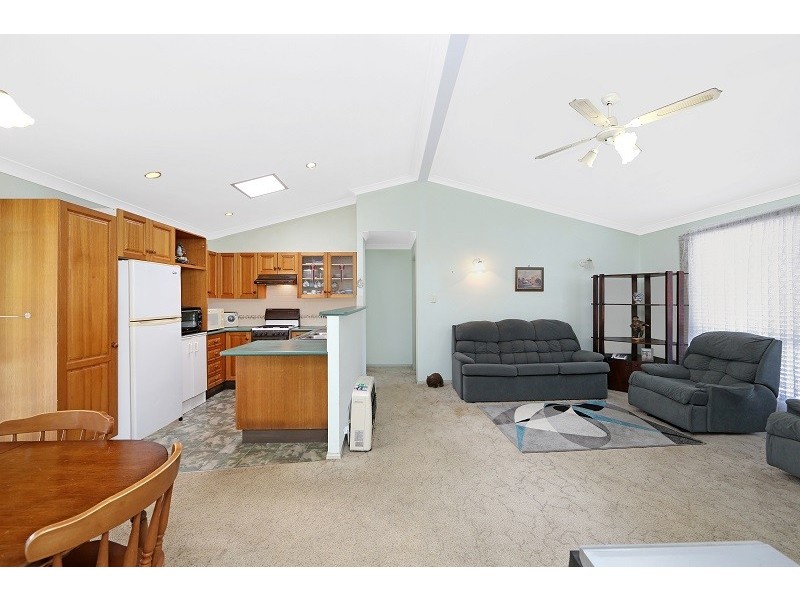 225/2 Evans Road, Toukley NSW 2263