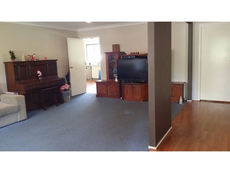 37 Burlington Avenue, Jilliby NSW 2259