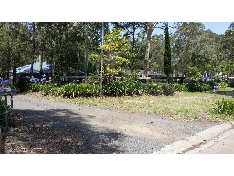 37 Burlington Avenue, Jilliby NSW 2259