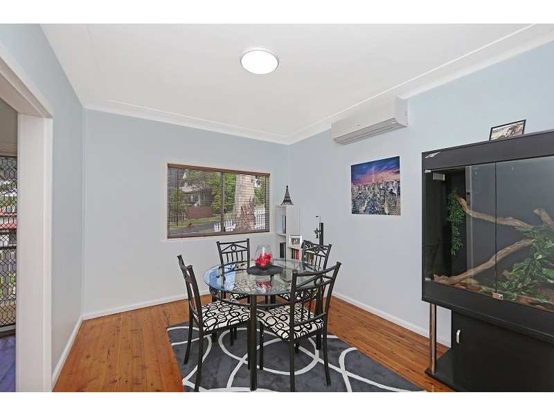 10 Thornley Street, Wyoming NSW 2250