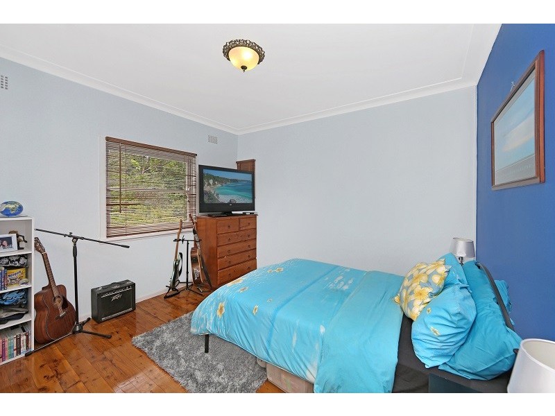 10 Thornley Street, Wyoming NSW 2250