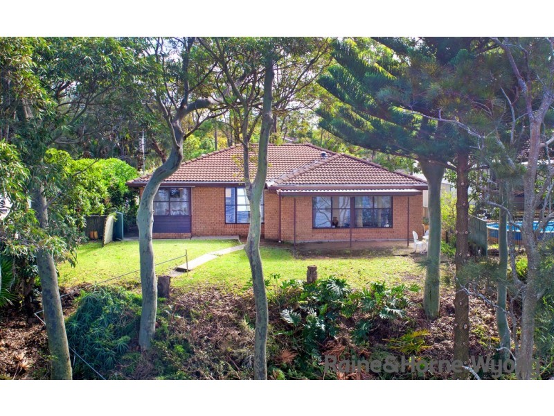 168 Tuggerawong Road, Wyongah NSW 2259