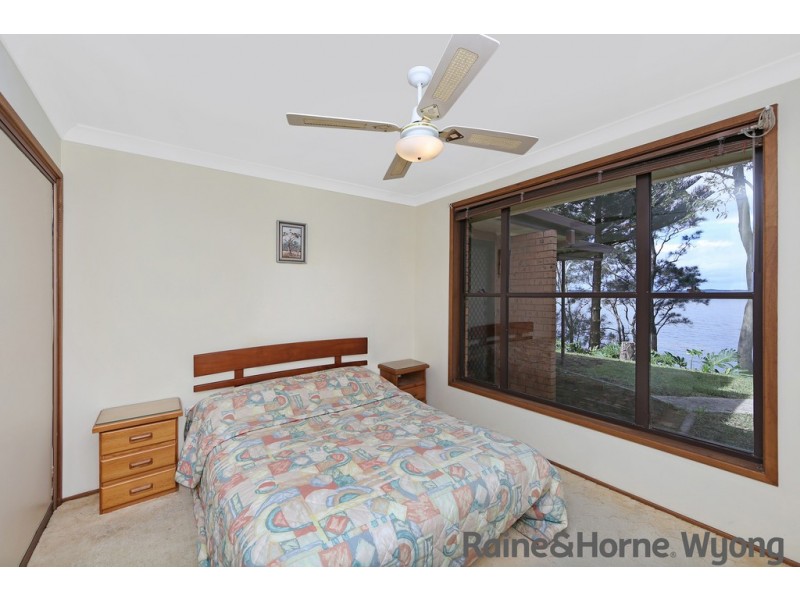 168 Tuggerawong Road, Wyongah NSW 2259